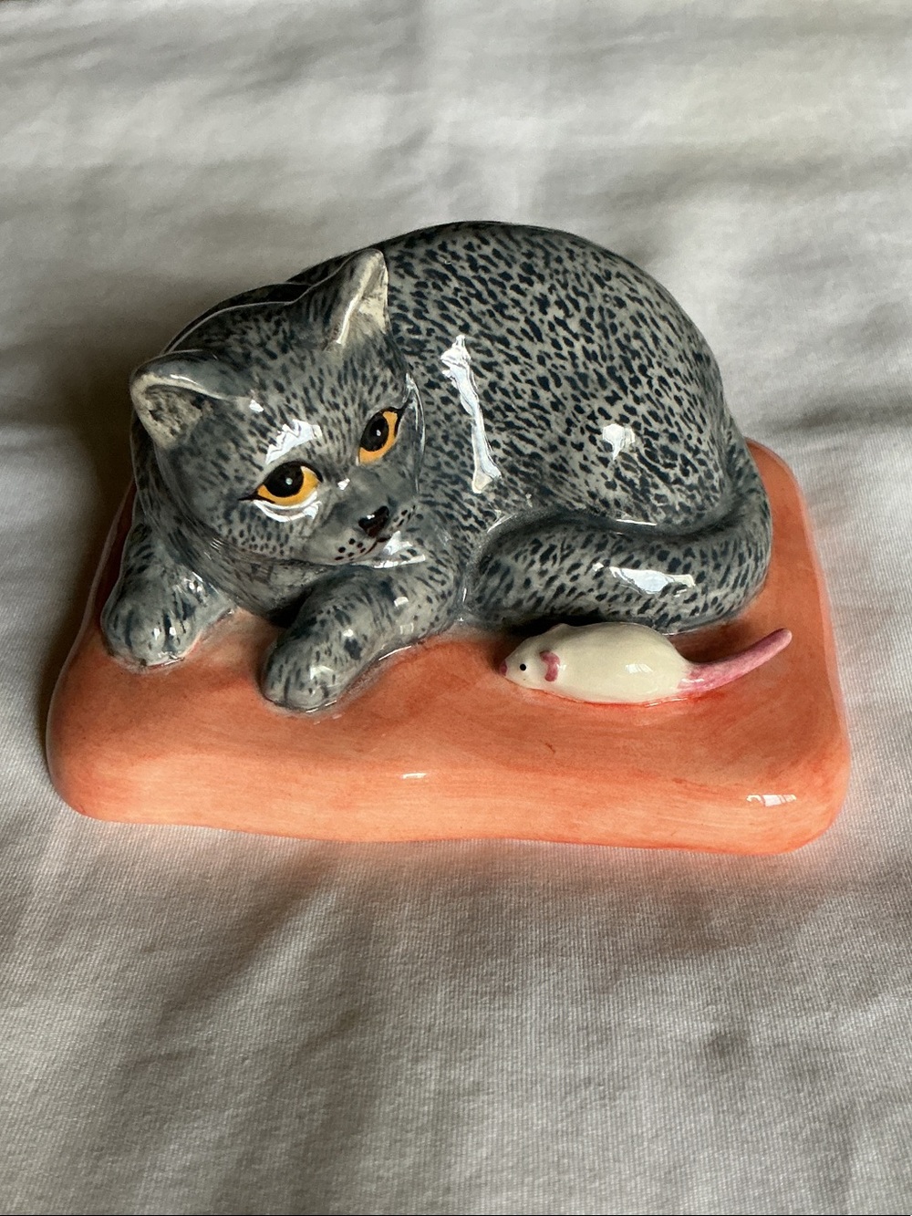 Royal Doulton British Shorthair Cat Figurine on Peach Base with Mouse